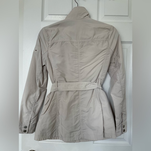 Brand: Tommy Hilfiger Size: XS Color: Off White. Excellent condition! - Picture 3 of 3